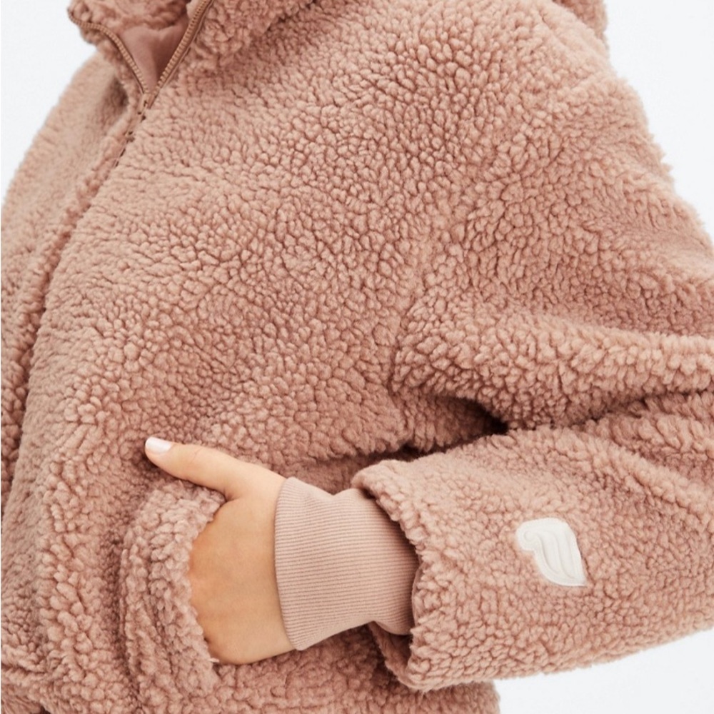 Fabletics Summit Teddy Jacket - Picture 4 of 7